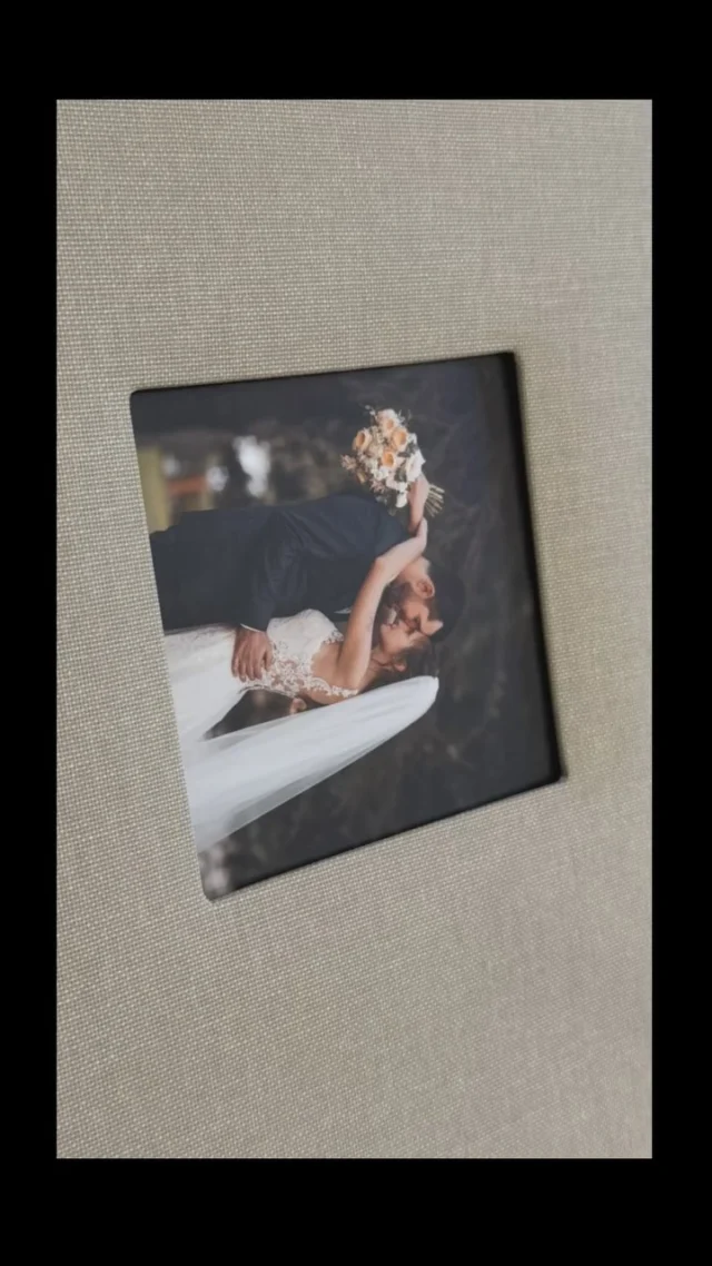 Album Fotolibro Country ICE con foto ♥️ Matrimonio in @residenzaanticaflaminia #matrimonio #residenzaanticaflaminia #wedding #weddingalbum #fotografo #roma #love